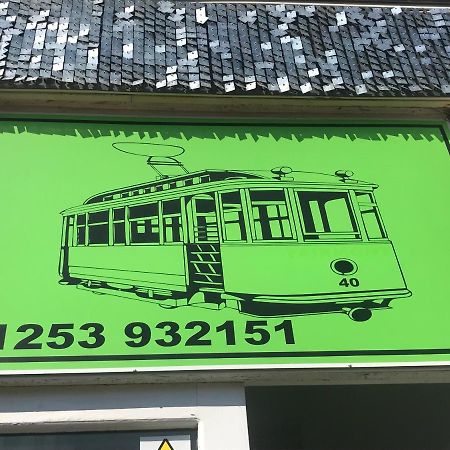 Number 40 - No Multiple Room Bookings Блекпул Екстериор снимка